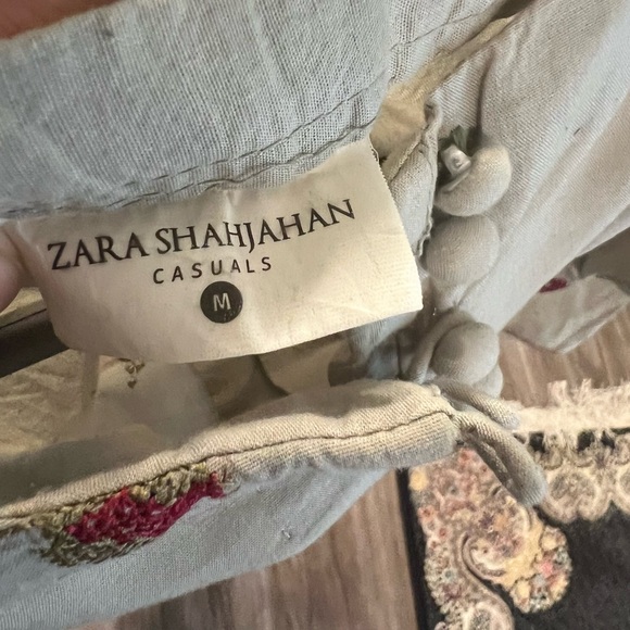 Zara Shahjahan Kurta - Picture 6 of 6